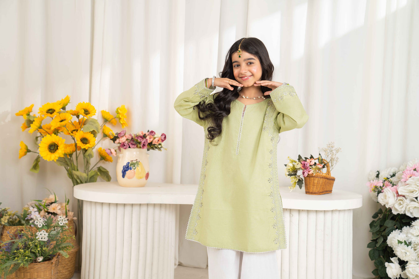 Pista - 2 piece - Embroidered Suit