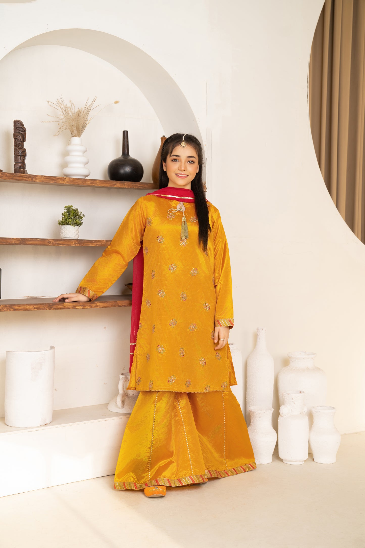 Henna - 3 piece - Embroidered Suit