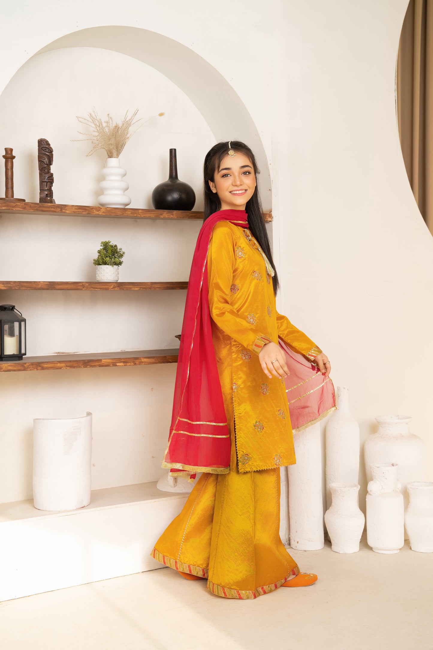 Henna - 3 piece - Embroidered Suit