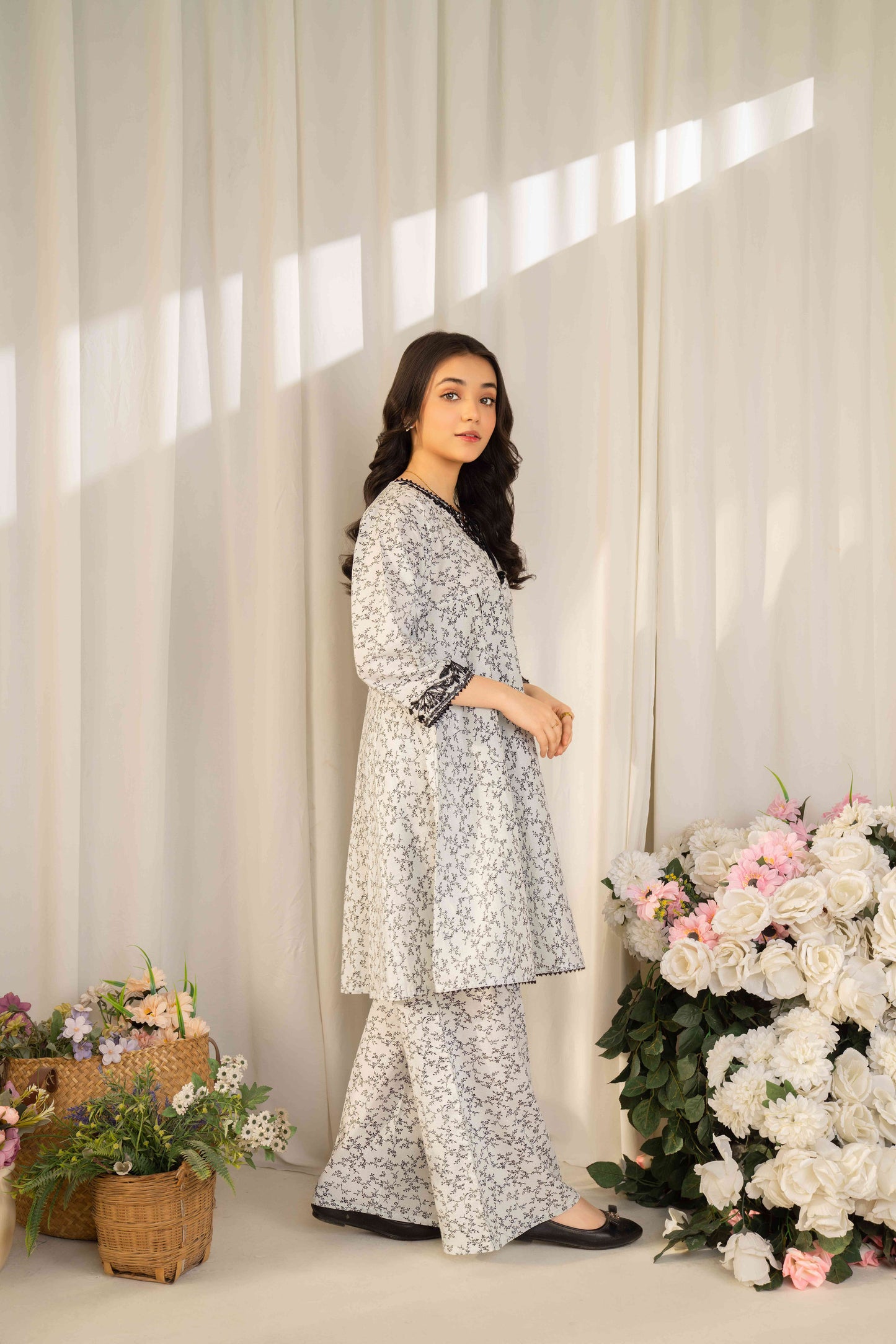 Breeze - 2 piece - Embroidered Suit