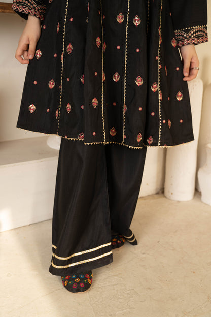 Tara - 3 piece - Embroidered Suit